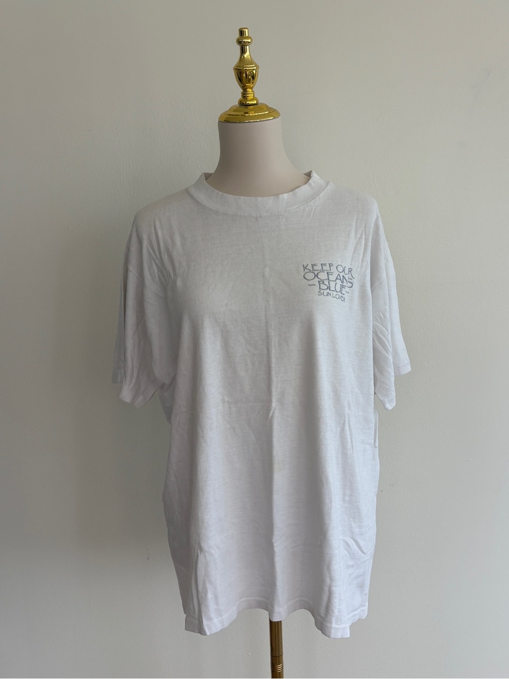 Vintage Sun Lover “Keep Our Oceans Blue” Graphic T-Shirt 🌊🐋